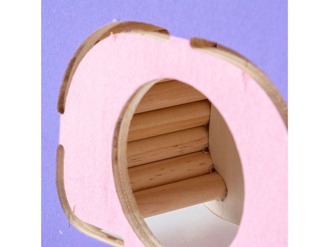 Small animal wooden play house TV 19,6x8,5x17cm Multicolour