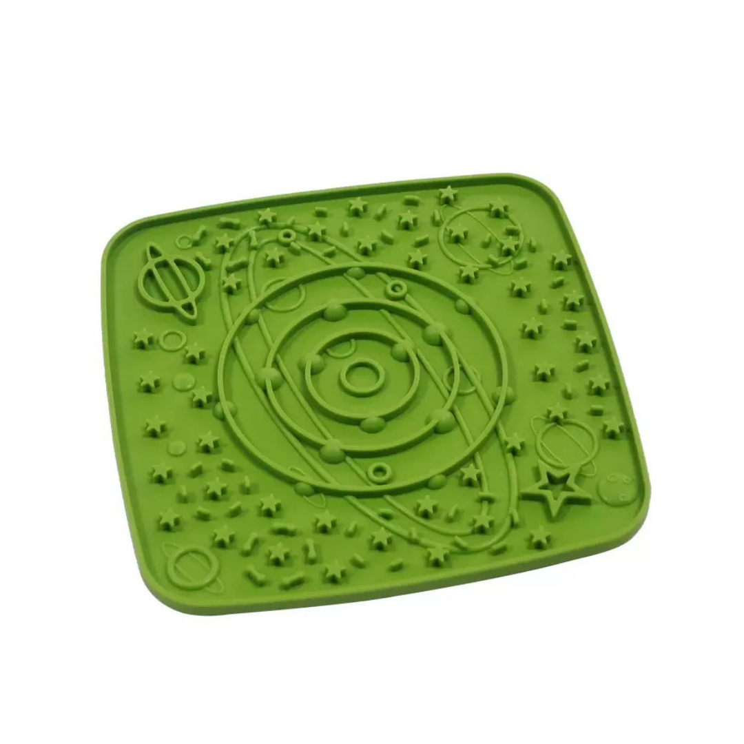 Green Silicone Slow Feeder – Anti-Gulp Feeding Bowl for Dogs & Cats