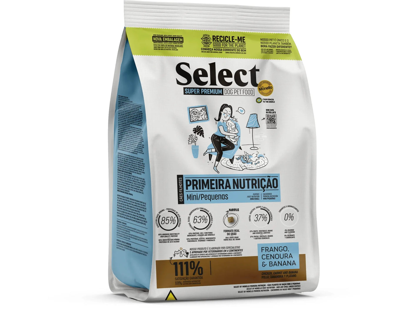 A mix of protein-rich ingredients, including poultry meal and salmon oil, with vitamins, minerals, and prebiotics. It features fruits, vegetables, and grains for fiber and antioxidants, supporting digestion, immunity, and healthy skin and coat