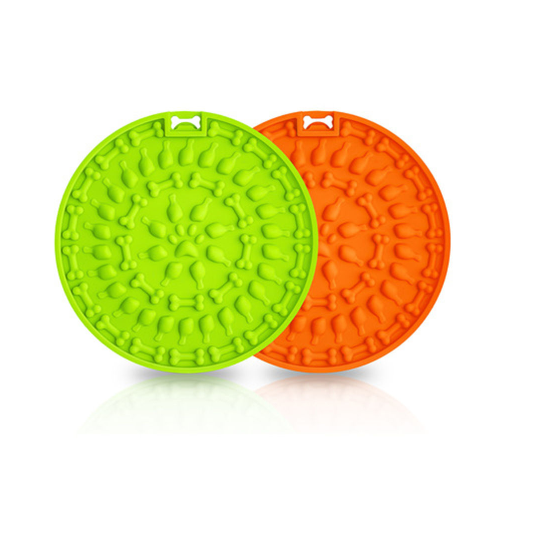 Silicone, toxic free, with Powerful Suction Cup on Backside Green 15*15*1cm