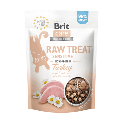 Freeze-dried raw treats for cats made with 96% fresh turkey and natural ingredients like chamomile. High in protein and healthy fats, these easy-to-serve treats support your cat's diet. Store in a cool, dry place and provide fresh water