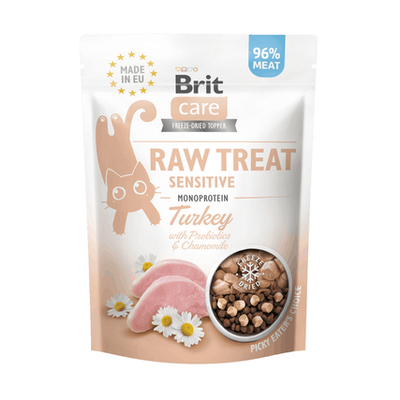 Freeze-dried raw treats for cats made with 96% fresh turkey and natural ingredients like chamomile. High in protein and healthy fats, these easy-to-serve treats support your cat's diet. Store in a cool, dry place and provide fresh water