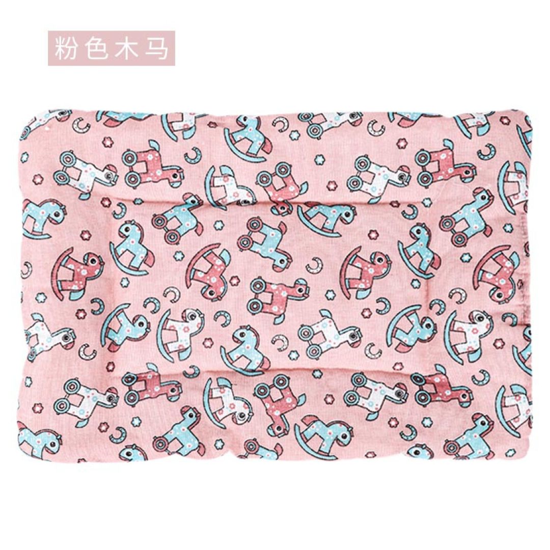 Rocking Horse Print Pet Mat 50×70cm