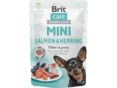 85g meat fillets in gravy for small and mini breed dogs, enriched with prebiotics and herbs like rosemary and blueberries. A nutritious, tasty choice with 45% fish and no artificial preservatives
