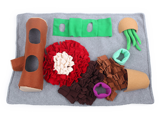 AFP (All For Paws) Dig It - Fluffy Mat With Raccoon Toy