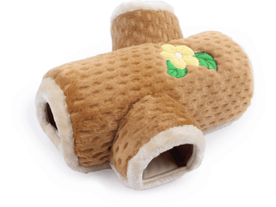 AFP (All For Paws) Dig It - Tree Trunk Burrow With Squirrel and Fox Toys