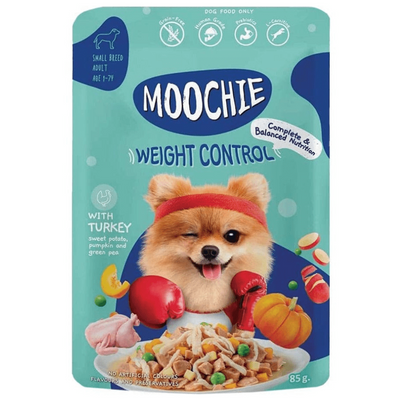 A 85g pouch of Moochie Casserole with Turkey, designed for weight control, showcasing its colorful packaging with an image of the dish on the front.