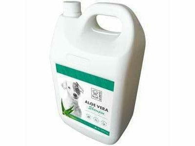 Aloe Vera Shampoo 5L Green & White