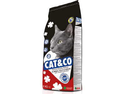 Maintenance Mix with Beef and Chicken for cats, 2kg. This complete food supports cats from kittenhood to adulthood, featuring essential Omega 3 and 6, taurine for heart health, and a balanced formula to maintain optimal pH levels